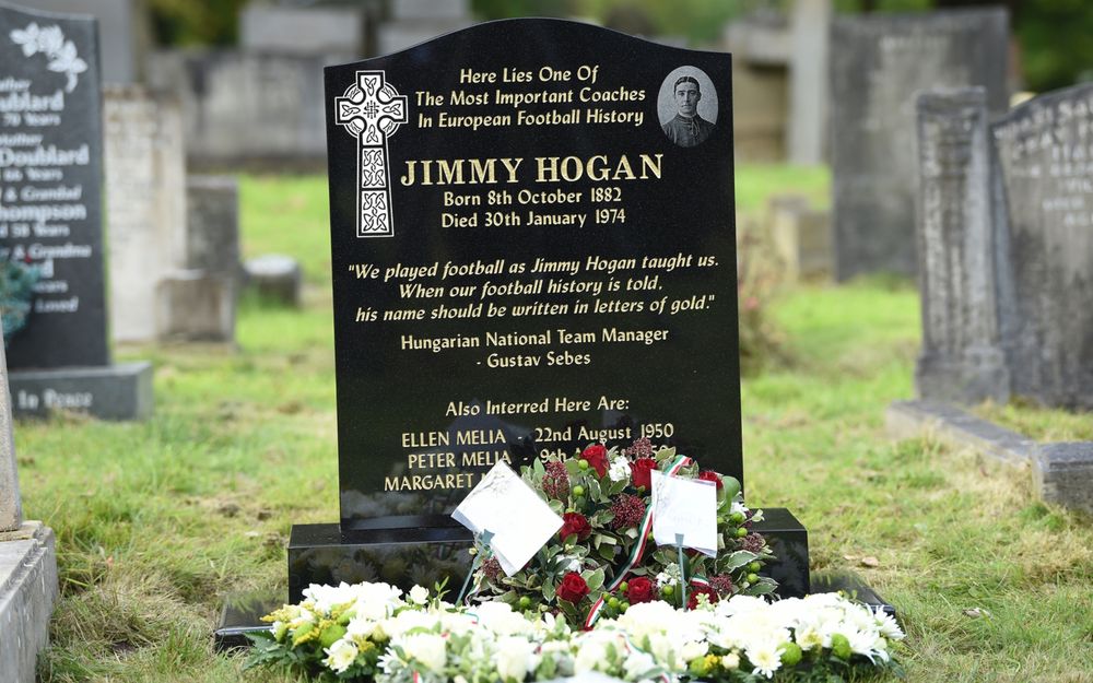 Former Villa boss Jimmy Hogan honoured AVFC