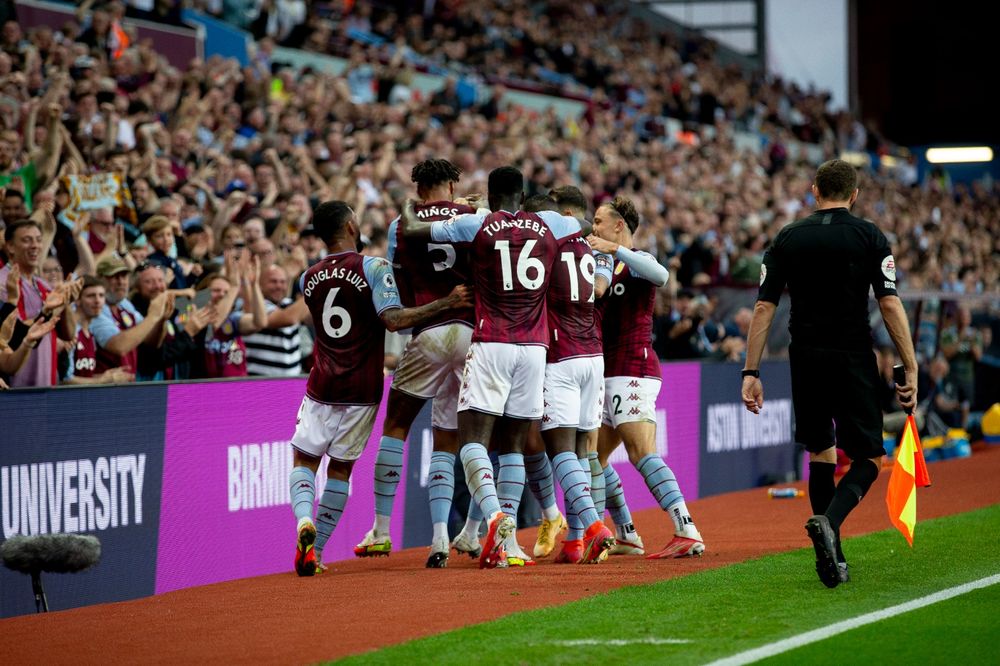Aston Villa v Everton