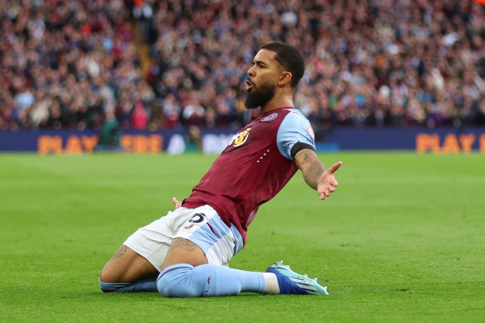 Douglas Luiz.