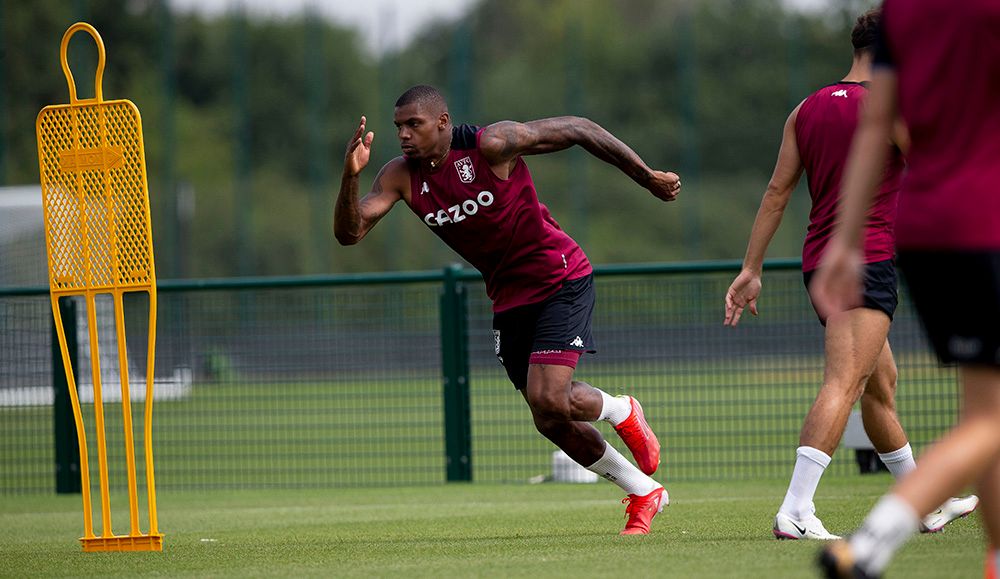  GALLERY: Villa prepare for Stoke City trip 📸