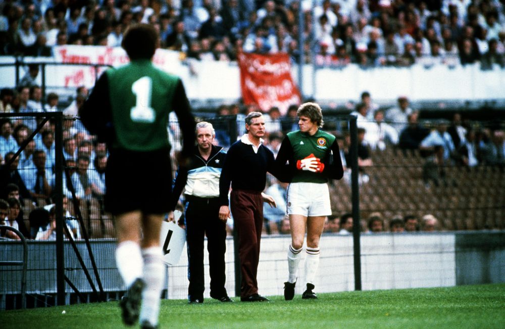 فاز أستون فيلا على بايرن ميونيخ 1-0 ليفوز بنهائي كأس أوروبا 1982.