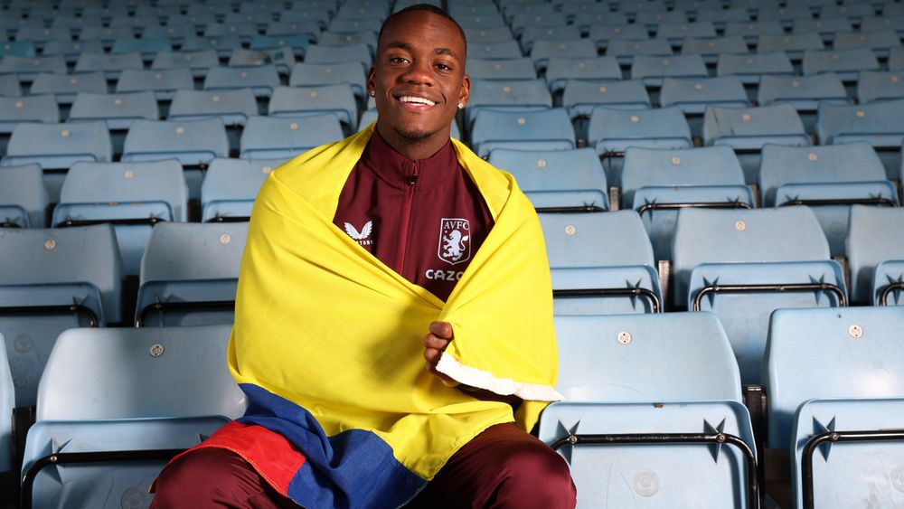 Jhon Durán experiences Villa Park for the first time after signing for the club.