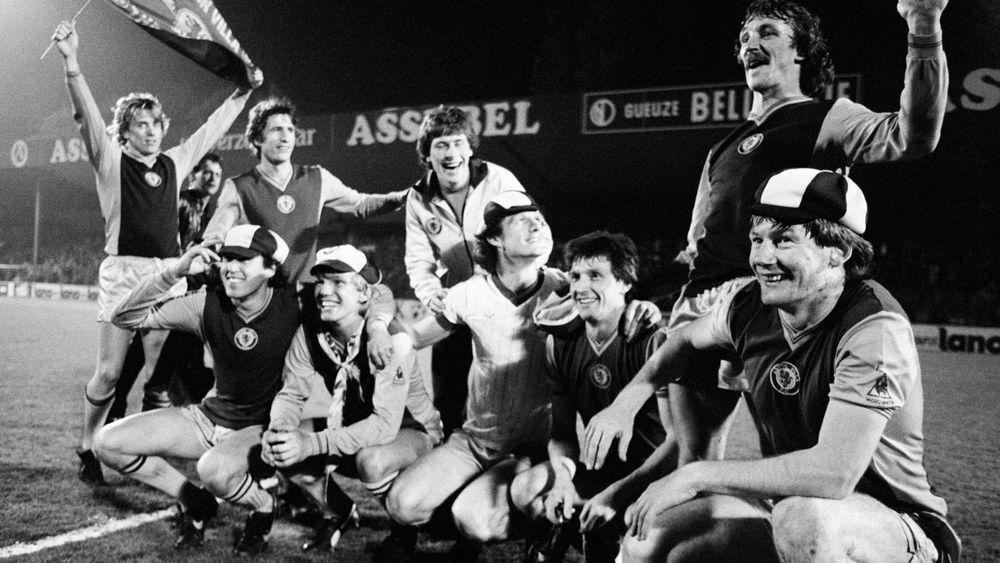  40 years on: Villa see off Anderlecht to celebrate semi-final success