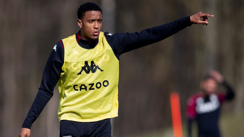 Ezri Konsa.