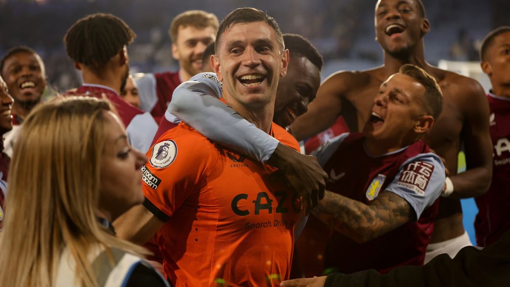 واجه أستون فيلا فريق ليستر سيتي في الدوري الإنجليزي الممتاز مساء الثلاثاء.