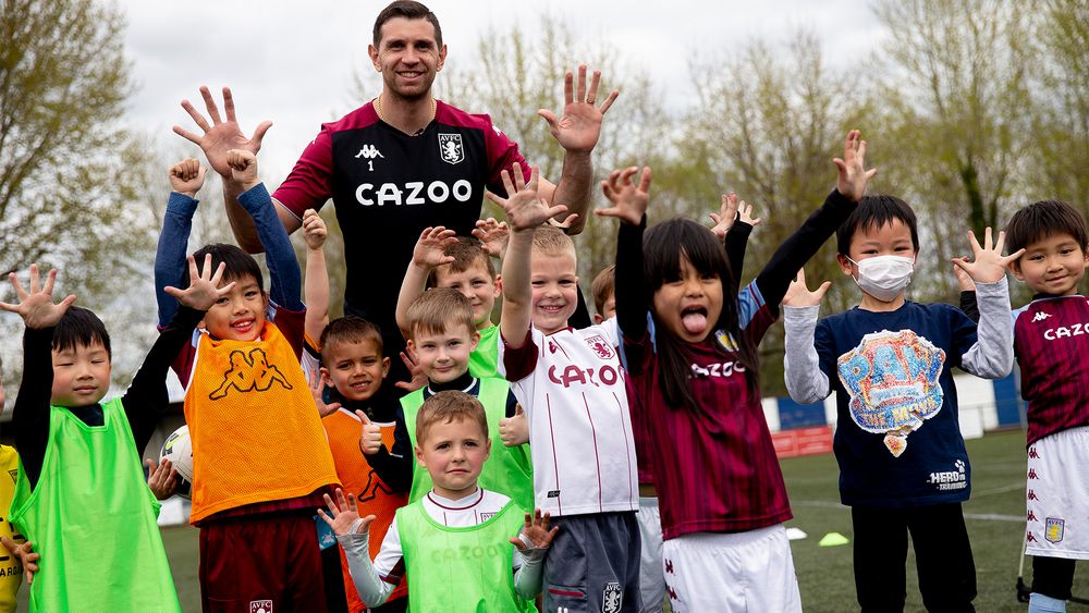  GALLERY: Martínez thrills young fans at Foundation Soccer School